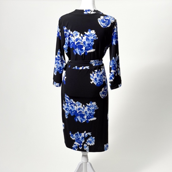 Covington Black & Blue Floral Tie Waist V-Neck Dress Medium Petite 🌸🖤💙 - Picture 4 of 15